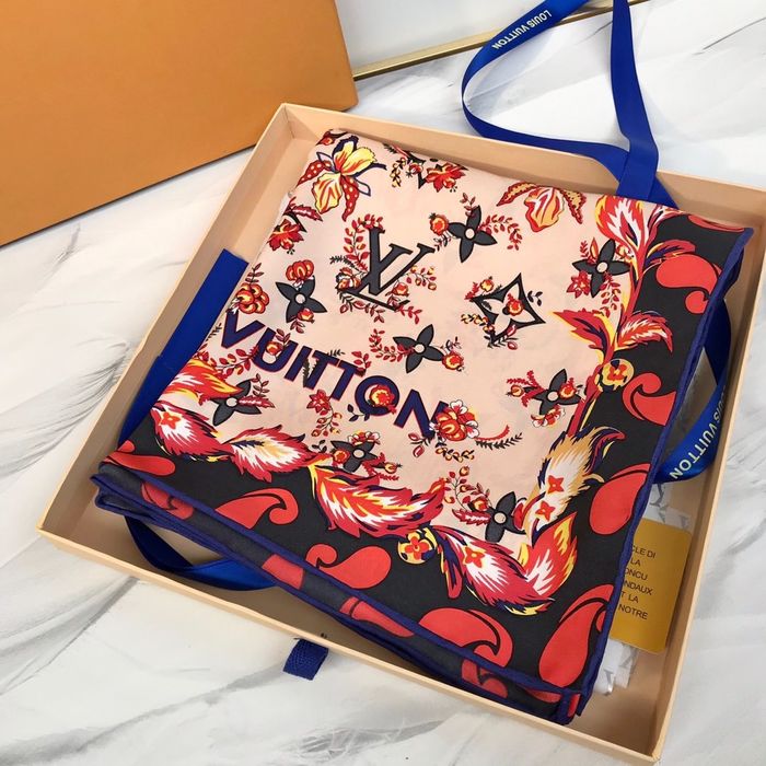 Louis Vuitton Scarf LVS00109